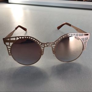 Quay Pink Cat Eye Sunnies